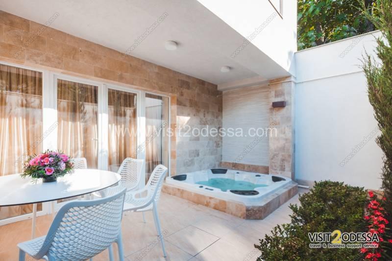 Cottage for rent, with upholstered furniture and kitchen Cottage for rent, with upholstered furniture and kitchen